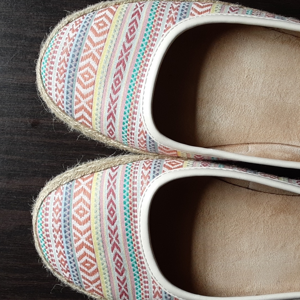 A2 by Aerosoles espadrilles